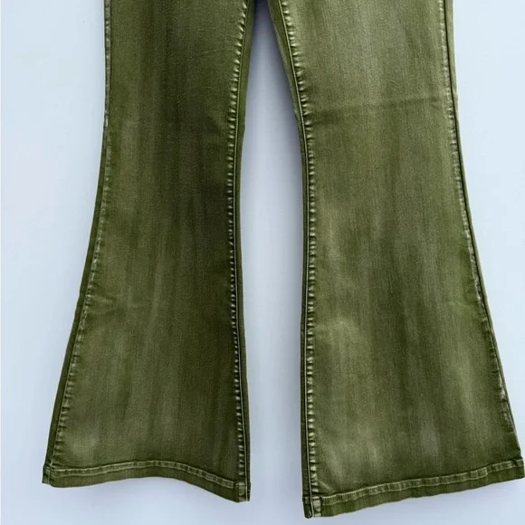 Nicole Miller Artelier Green Flare Jeans Size 27 - Picture 5 of 11